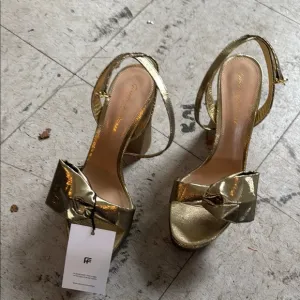 Chic Gold Women's Heels