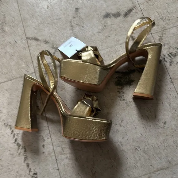 Chic Gold Women's Heels