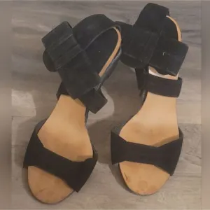 Chloe Black Suede Sandals. Size 8.5