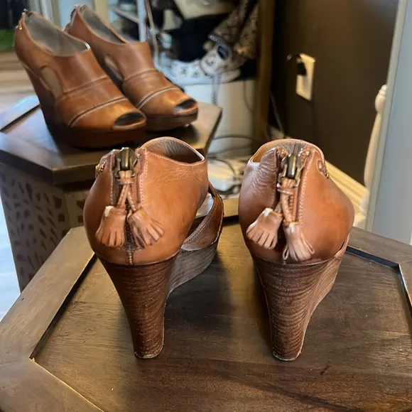 CHLOE, Tan Wedge Sandals, size 38 EU (7.5 US)
