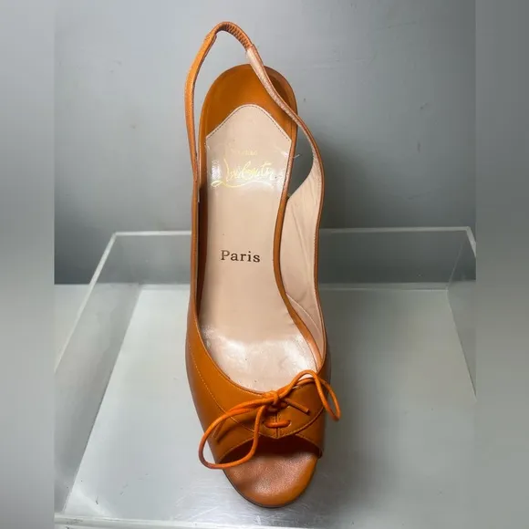 Christian Louboutin leather singback sandals sz 40 US 8.5 made in italy