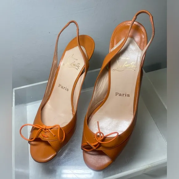 Christian Louboutin leather singback sandals sz 40 US 8.5 made in italy