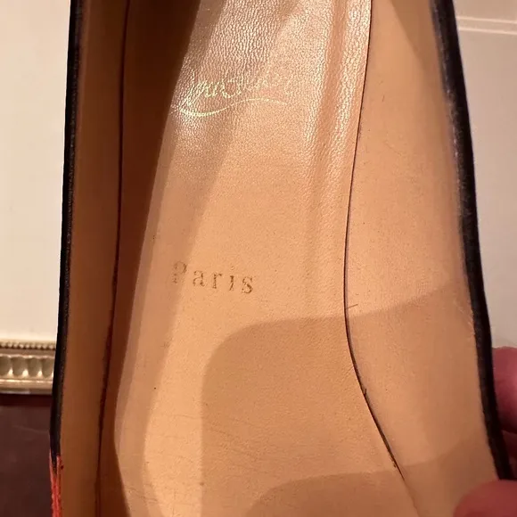 Christian Louboutin Love Flats Shoes EU 39 Red Black