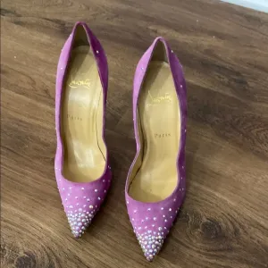 Christian Louboutin Pink Heels with Crystal Embellishments 37.5 stunning heels