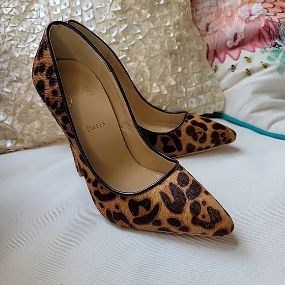 Christian  Louboutin pumps shoes heels 6.5 37  Leopard designer red bottom heels