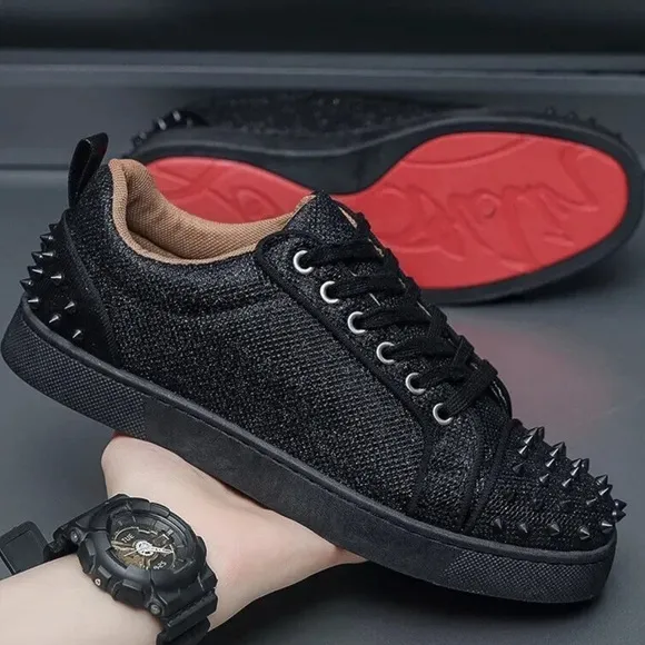 CHRISTIAN LOUBOUTlN Unisex Mens and Women’s stylish sneakers size 39