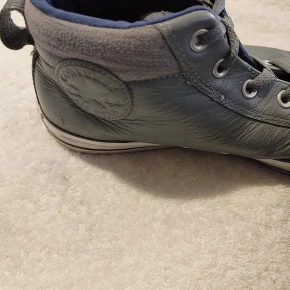 Chuck Taylor All Star Street Leather Sneakers Size 10(Men) 12(Women)