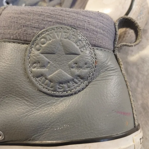 Chuck Taylor All Star Street Leather Sneakers Size 10(Men) 12(Women)