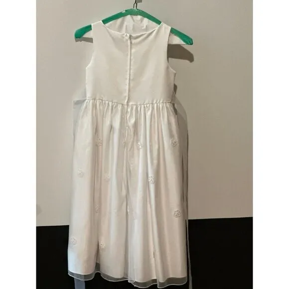 Cinderella White Embelished Sleeveless Communion or Flower Girl Dress Size 7