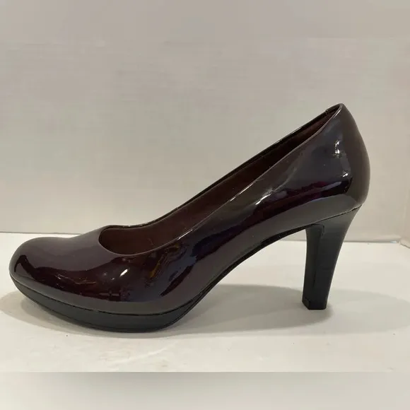 Clarks Collection Adriel Viola Heels Shoes Size 8 1/2 M NWT