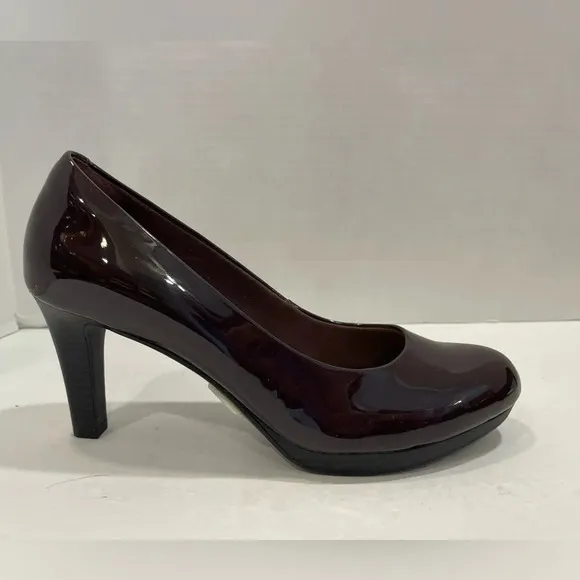 Clarks Collection Adriel Viola Heels Shoes Size 8 1/2 M NWT