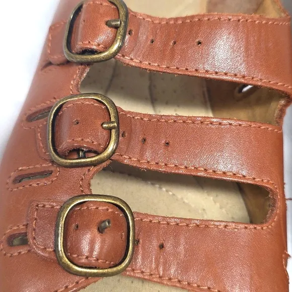 Clarks Leather Velcro Slingback 3 Strap Buckle Sandals Ladies 9.5 Distressed