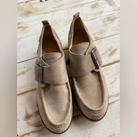 CLARKS suede Eden Mid Monk sand tan size 9 women’s NWOB preppy casual leather
