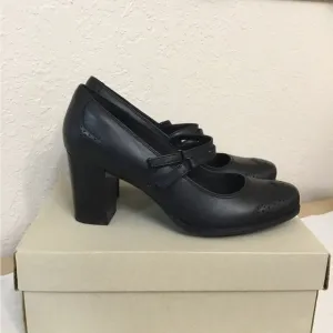 Clarks Women's Black Mary Jane Shoes Claeson dress pump size 9