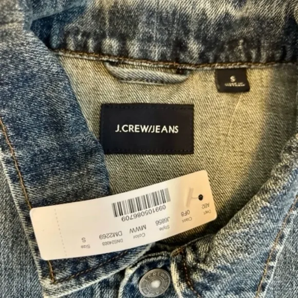 Classic Unisex J Crew Denim Jacket in '5 Year Wash' Size Small‌‌‌‌‌‌