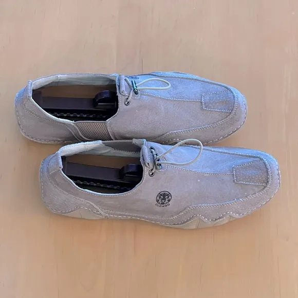 CLOHOO CASUAL SHOES