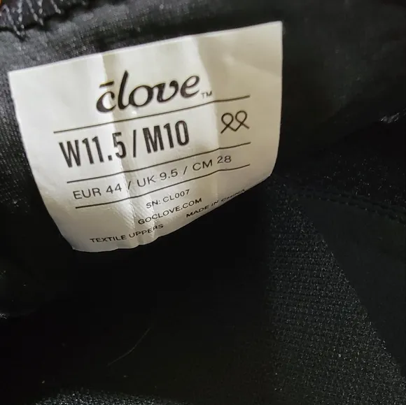 Clove Black All Black Option Healthcare Comfort Nursing Unisex Sneakers W11.5