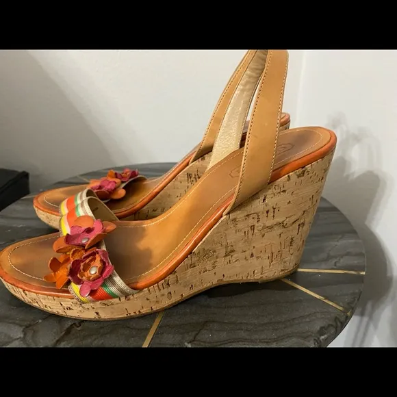 Coach Espadrille Wedge Sandals with Flowers SZ 8 Brown