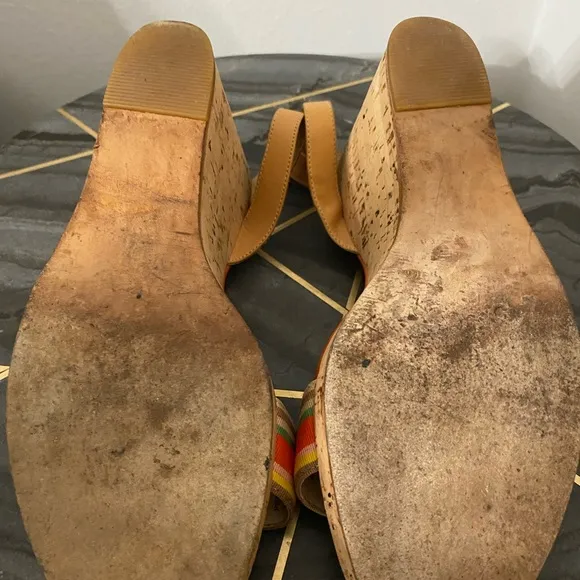 Coach Espadrille Wedge Sandals with Flowers SZ 8 Brown