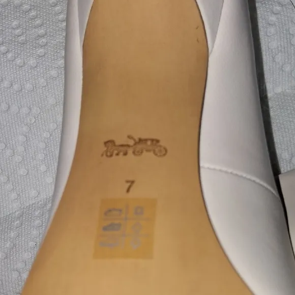Coach Women's Cream Pointed Toe Heels