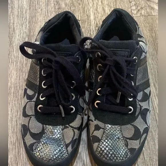 Coach womens logo sneakers, size 7.5M.