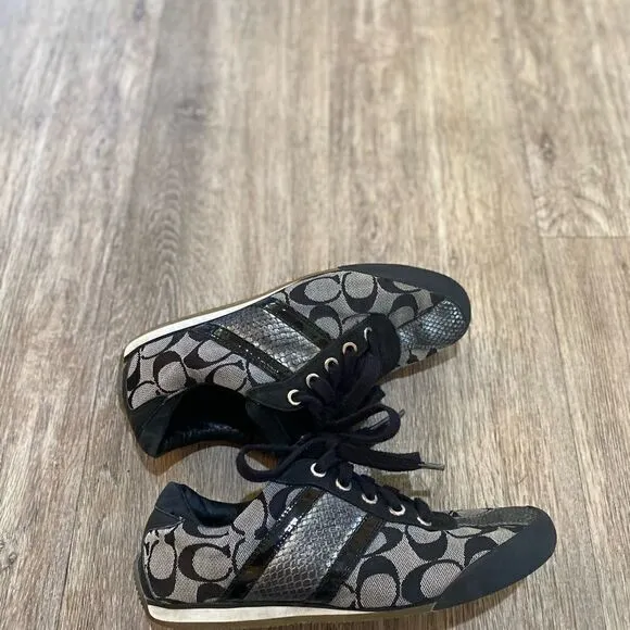Coach womens logo sneakers, size 7.5M.