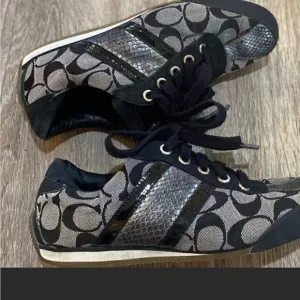 Coach womens logo sneakers, size 7.5M.