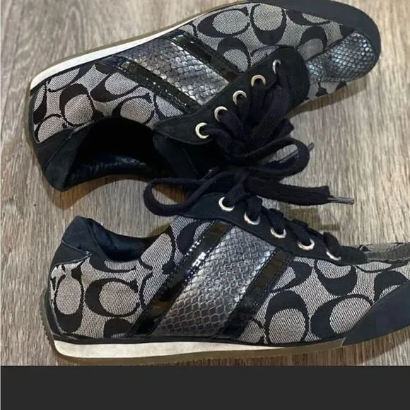 Coach womens logo sneakers, size 7.5M.