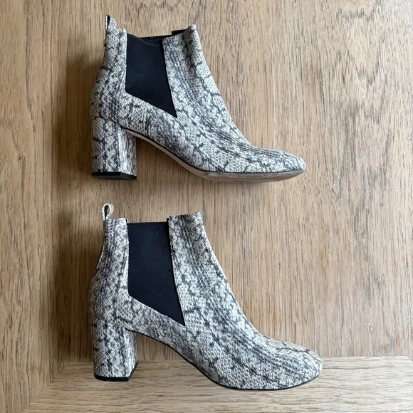 COLE HAAN $220 Nitasha Python Snakeskin Print Ankle Boots, Leather Booties SZ 9B