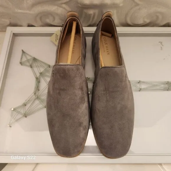 Cole Haan &quot;Tacoma&quot; flats. Charcoal Grey. Suede. NIB. Size 8.5
