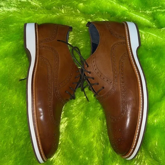 Cole Haan brown dress shoes