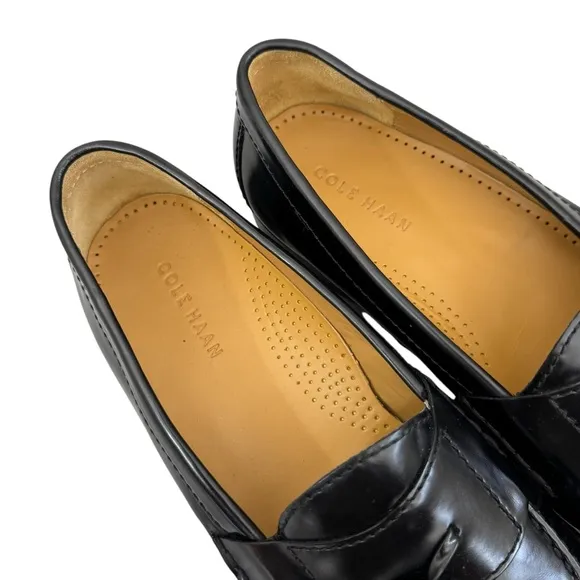 COLE HAAN MEN'S PINCH TASSEL BLACK HAND-SEWN LEATHER LOAFER, 03506 Size 10E
