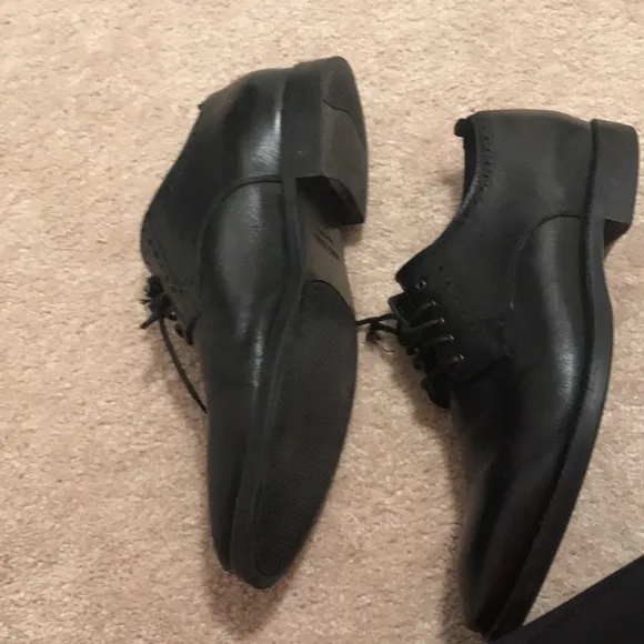 Cole Haan mens shoes 9M black dress shoes