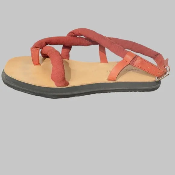Comey Sandals