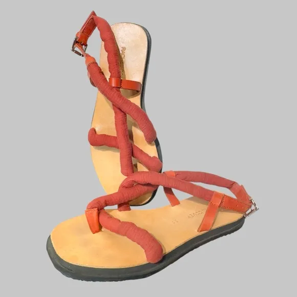 Comey Sandals