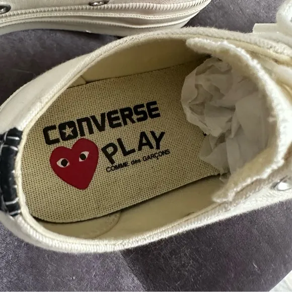 Comme Des Garcons PLAY x Converse Chuck Taylor Lace Up sz 4 Youth 7 Women