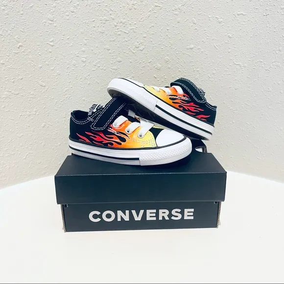 Converse All Star Infant Flames Sneakers/5,6/NIB