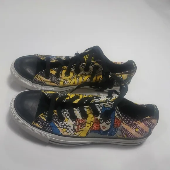 Converse All Star Low Top Batgirl Sneakers Size Women 8, Men 6