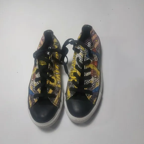 Converse All Star Low Top Batgirl Sneakers Size Women 8, Men 6