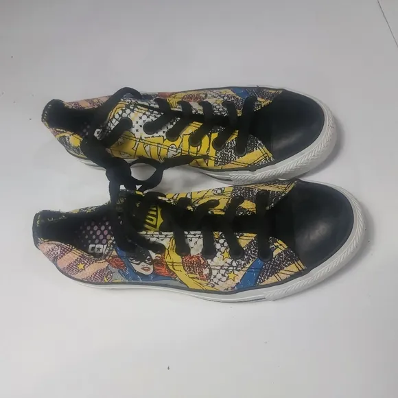 Converse All Star Low Top Batgirl Sneakers Size Women 8, Men 6