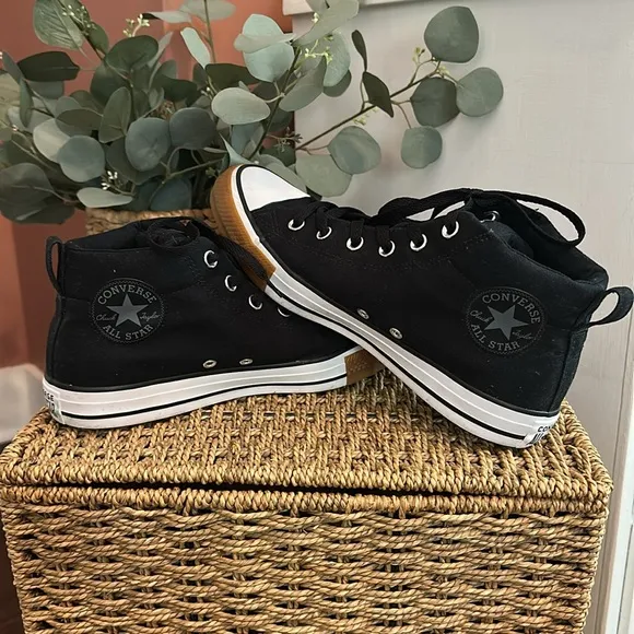 Converse | All Star | Men's | mid top | Black | 8.5 | Chuck Taylor | Sneakers
