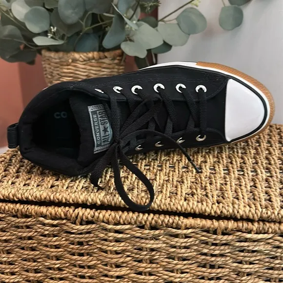 Converse | All Star | Men's | mid top | Black | 8.5 | Chuck Taylor | Sneakers