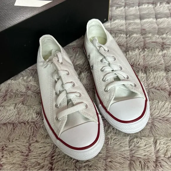 Converse All Stars white Sneakers size 1.5