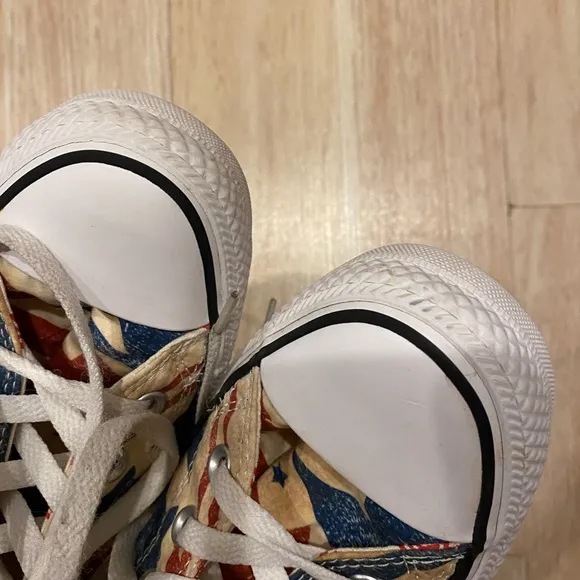 Converse Allstar Chuck Taylor unisex high top “Wonder Woman” sneakers