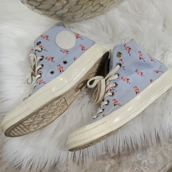 Converse Blue and White High-Top Chuck Taylor  Sneakers Flamingo  Design Sz 8