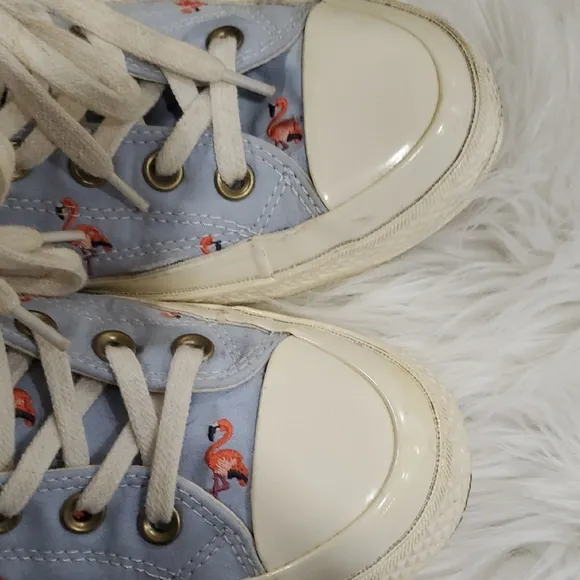 Converse Blue and White High-Top Chuck Taylor  Sneakers Flamingo  Design Sz 8