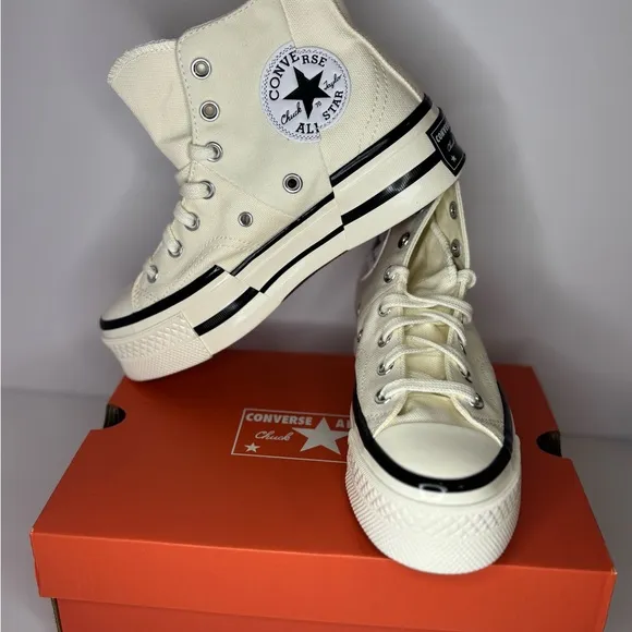 Converse chuck 70 plus Hi unisex egret/black men’s size 5 women’s 7
