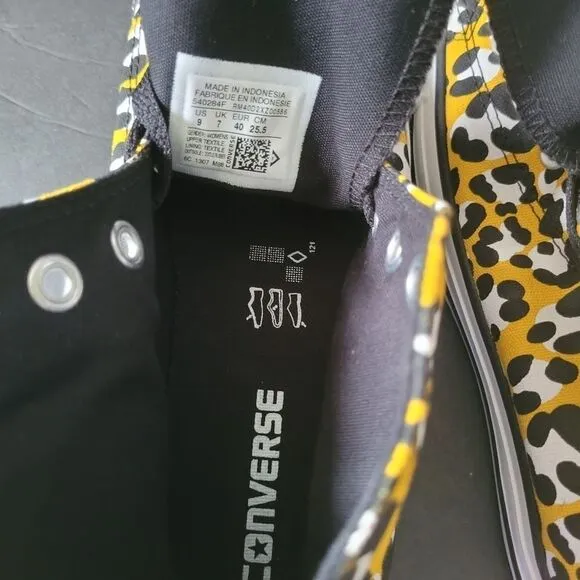 CONVERSE Chuck All Star NIB High Yellow Cheetah Sneaker Fabric Size 9 Unworn