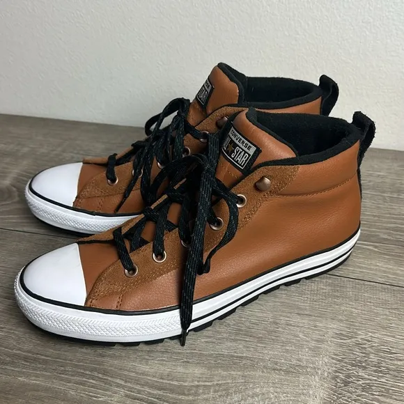 Converse Chuck Taylor All Star Leather Street Mid Top Sneakers Unisex