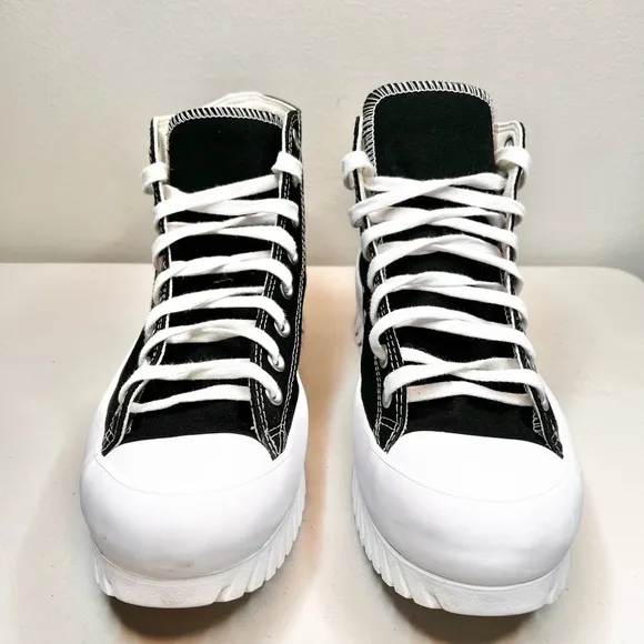 Converse Chuck Taylor All Star OX  Lugged 2.0 High  Top Sneakers  Unisex